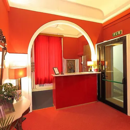 Benvenuti Hotell 2*